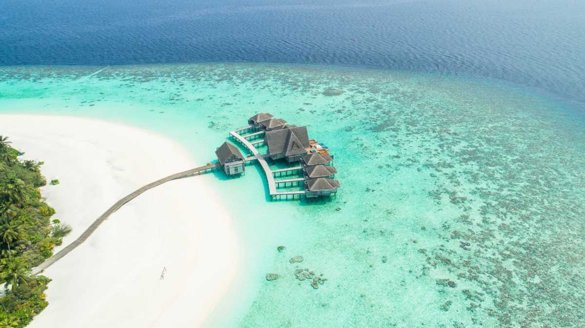 LES MALDIVES